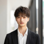 男性(スーツ) NO.172956