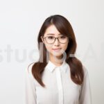 社内の眼鏡美人な女性