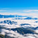 晴天の青空に広がる広大な雲海